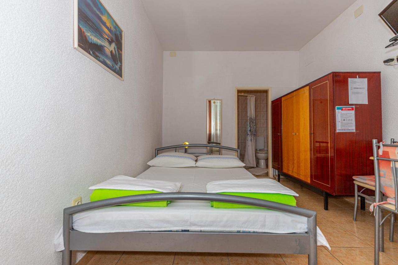 Apartmani Loki Dramalj Ngoại thất bức ảnh